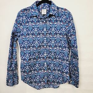 The shirt printed button down